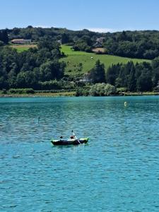 B&B / Chambres d'hotes Adorelys sejour bien etre - spa et massage : photos des chambres