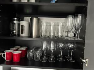 Best rated in Barnsley- apartment sleeps 4 & 5 minute walk to town centre