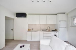 Modern Bright Cozy 1bed1bath Hidden Gem! #79