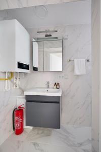 Modern Bright Cozy 1bed1bath Hidden Gem! #79