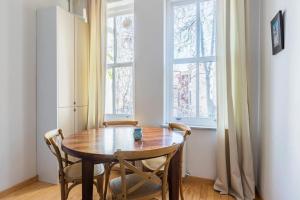 Warm Cozy Charming 2BD2Bath GalataTower Gem! #256