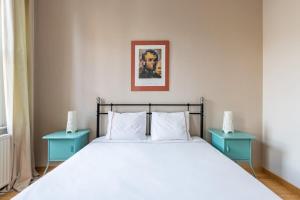 Warm Cozy Charming 2BD2Bath GalataTower Gem! #256