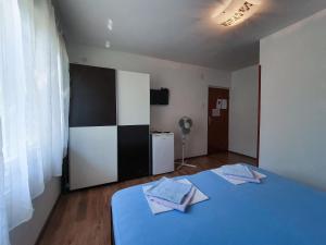 Apartments and Rooms Jengic