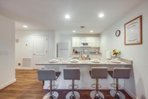 Pet-Friendly LaBelle Apt, Close to River!