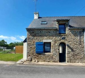 Maisons de vacances Maison Bretonne avec piscine : Maison 2 Chambres