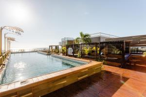 Location! Steps to Beach Balcony 38St Art Expo