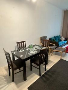 AYAAN FAMILY HOMESTAY FREE WiFi