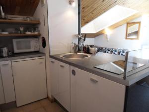 Résidence Croix Du Sud - Studio spacieux et agréable · Cœur de station · Vue pistes MAE-3717