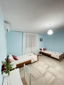 Paro’s apartment - Gjashtë