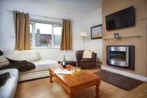 Nythfa, Situated on the Pembrokeshire Coast - Llanwnda