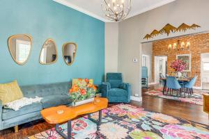 Walk to Dtwn Colorful Cañon City Home with Grill!