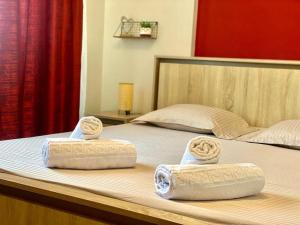 Red Ultracentral Old Town