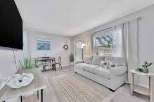 The Bardmoor a Luxury Family Retreat in St Pete - Seminole