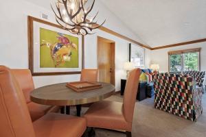 The Charter at Beaver Creek A4505