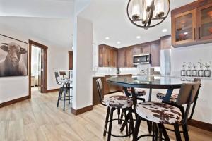 The Charter at Beaver Creek A1505