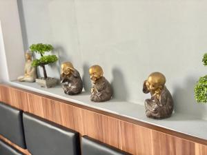 Grey Ultracentral Old Town