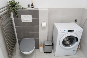 Apartment Swim and Relax