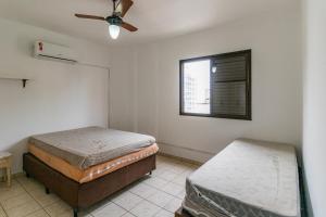 Apto com bela vista a 100m da Praia da Guilhermina