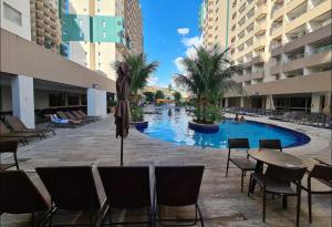 Apto em Resort a 500m do Thermas dos Laranjais