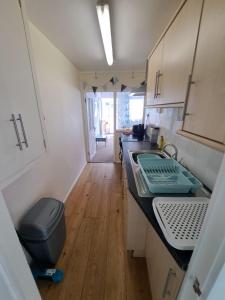 Willow Bungalow Quiet and secluded