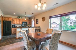 4 Mi to Dtwn Pagosa Springs Condo with Balcony!