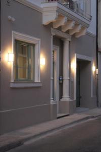 North Lodge by PetitChic