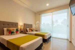 Morros Vitri Beachfront & 2 Bedrooms