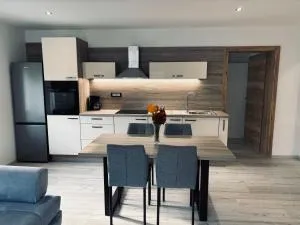 Livan Apartment - Žabče