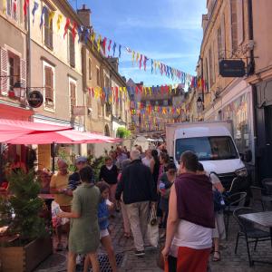 Maisons de vacances Maison de charme avec jardin : photos des chambres