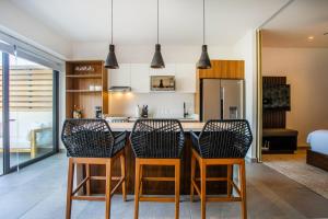 Two Pools, Bar & Gym | Casa Medianoche at Oasis