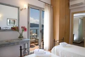 Thalassa - Spasméni Vrísi