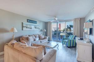 Pelican Beach 0216 by Pelican Beach Management