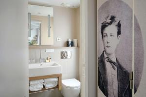 Hotels Hotel Litteraire Arthur Rimbaud, BW Signature Collection : Chambre Lit Queen-Size Classique