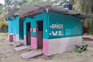 Cabaña privada en Guna Yala isla Diablo baño compartido