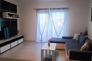 Apartments by the sea Sumartin, Brac - 18749