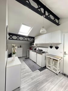 Beau studio lumineux à Bondy gare à seulement 10 min de Paris