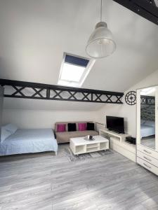 Beau studio lumineux à Bondy gare à seulement 10 min de Paris