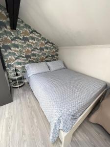 Beau studio lumineux à Bondy gare à seulement 10 min de Paris