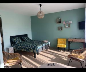 FABULEUX STUDIO à coté du CHATEAU - 3hvězdičkové hotely ve městě Bagnoles-de-l'Orne