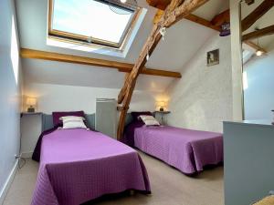 Gîte rénové avec jardin, salle de jeux et vélos, près du Canal de Nantes à Brest - FR-1-306-1016