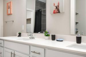 Serene 1BR Perfect Indy Stay