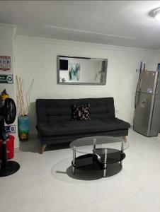 Apartamento edificio Iroka en el Rodadero Frente Al Mar con cocina full equipada