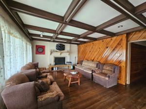 2600 trancoville transient house