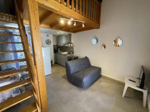 Pavillon climatisé avec mezzanine, 4 couchages, proche plage et commerces, parking privé, St-Cyprien - FR-1-106-105