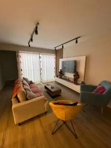 DEPARTAMENTO KILLA HUATANA - San Jerónimo