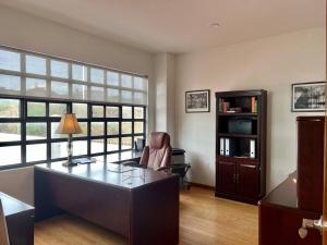 2BD Peaceful House Private Heated Pool, Gym, BBQ