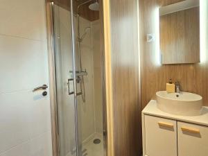 Studio indépendant Lan nexe