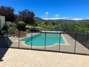 Villa with private pool and jacuzzi - Lacabarède