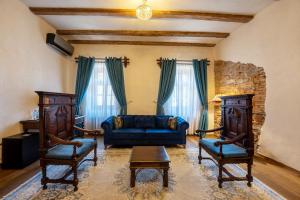 The Throne - M Museum Hotel