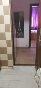 Ap 3 camere Neptun Tina - Papuci